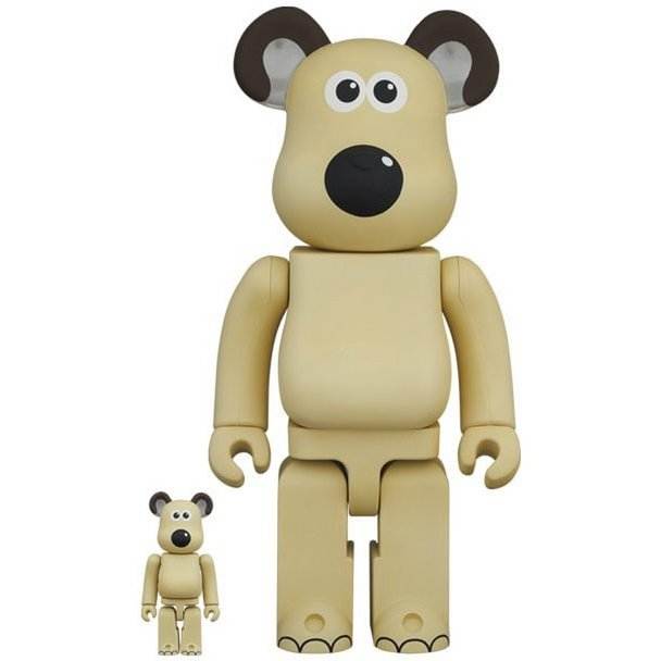 Bearbrick sæt med Gromit fra Wallace & Gromit i 400% og 100% størrelse, inspireret af Aardman Studios' animerede serie.