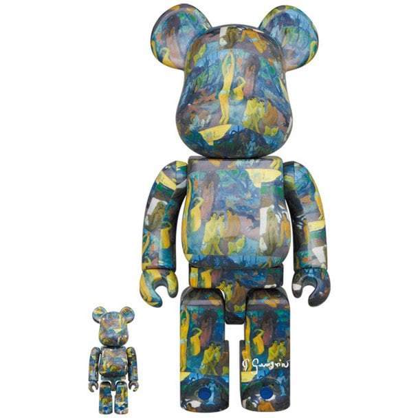 Bearbrick sæt featuring Paul Gauguin's painting "Where Do We Come From?" in 400% and 100% sizes
