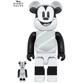 400% & 100% Bearbrick sæt - Mickey Mouse (Hat and Poncho)